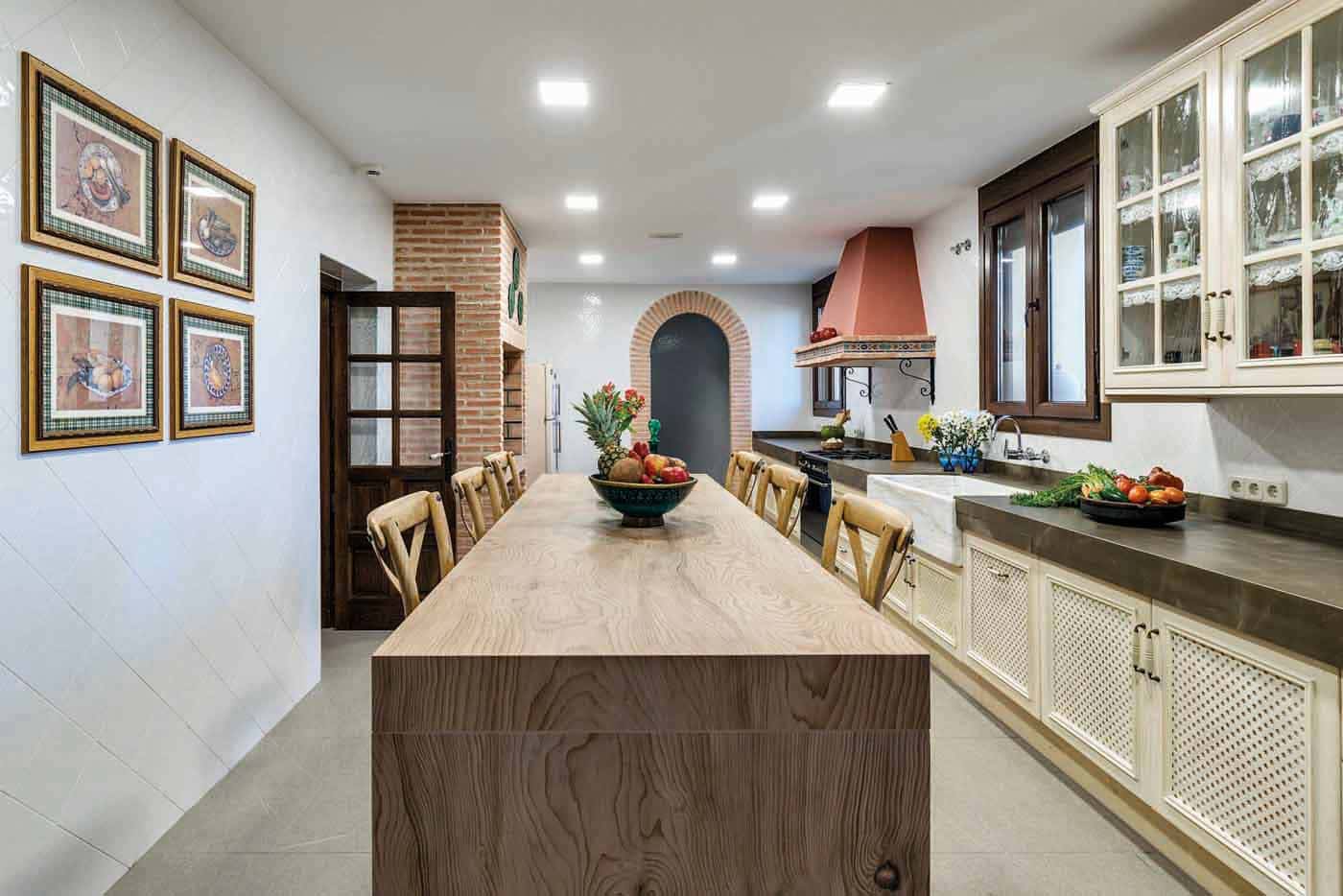 https://smartroom.s3-eu-west-1.amazonaws.com/outputfolder/Neolith_cocinas_2020_descargas%20(26).jpg