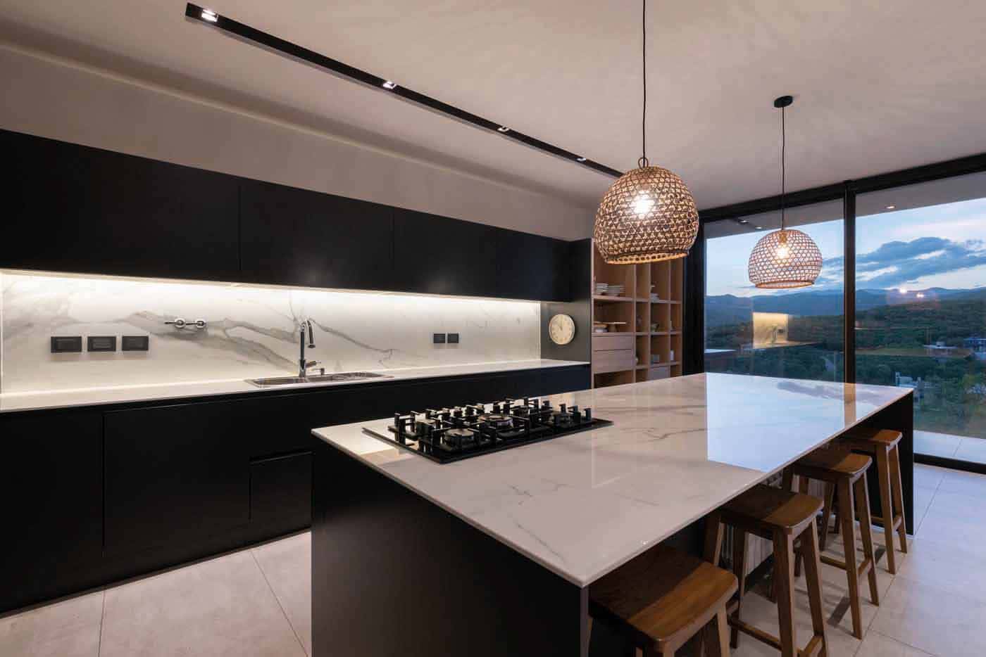 https://smartroom.s3-eu-west-1.amazonaws.com/outputfolder/Neolith_cocinas_2020_descargas%20(55).jpg