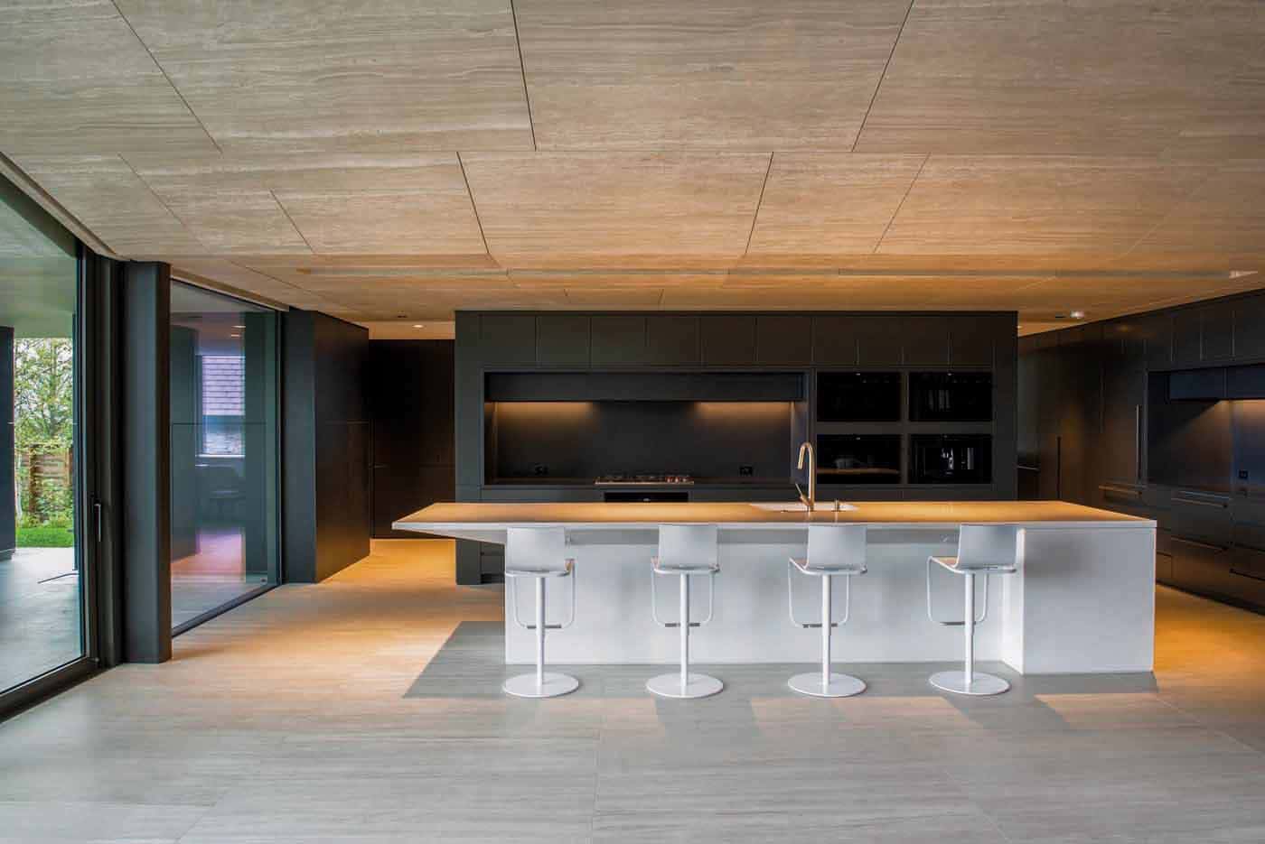 https://smartroom.s3-eu-west-1.amazonaws.com/outputfolder/Neolith_cocinas_2020_descargas%20(58).jpg