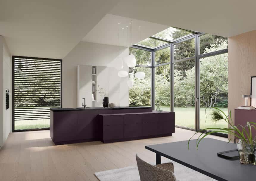https://smartroom.s3-eu-west-1.amazonaws.com/outputfolder/preview-images/AV_%206000_Aubergine_M3.jpg